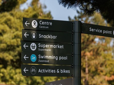 Holiday park Bungalow in Weert with Private Jetty - Outdoor photo 24