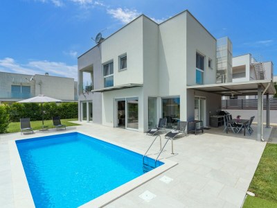 Villa Perla in Karigador - Villa