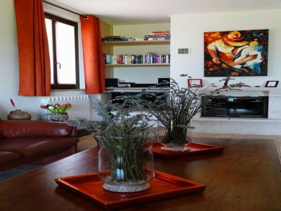 Villa Umbrian Escape to Villa - Features photo 27