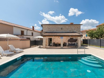 Villa Villa Maria Tadini in Kastelir - Villa