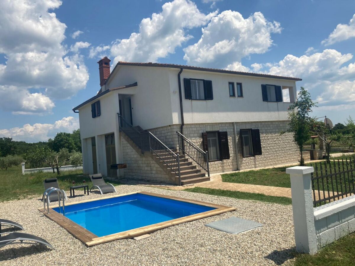 Apartment Casa Cerin with Private Pool - Outdoor photo 2