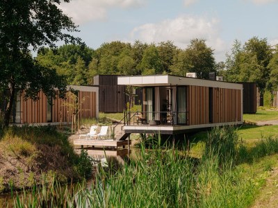 Holiday park Water Lodge in Netherlands with Terrace Access - Holiday park