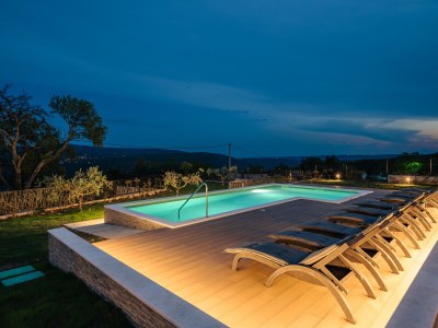 Villa Villa de la Vie with Heated Swimming Pool - Outdoor photo 6