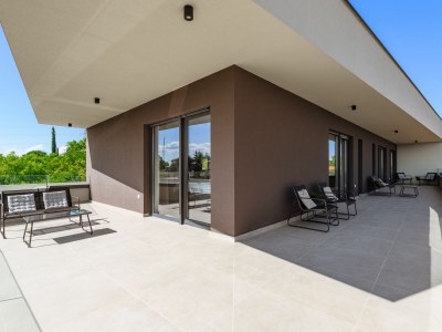 Villa Villa de la Vie with Heated Swimming Pool - Outdoor photo 11