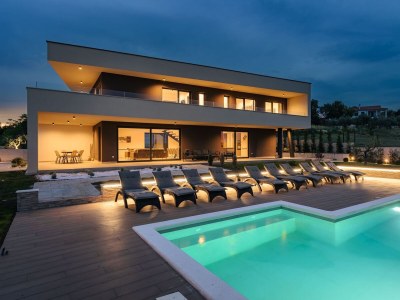 Villa Villa de la Vie with Heated Swimming Pool - Outdoor photo 18