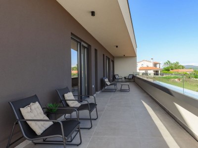 Villa Villa de la Vie with Heated Swimming Pool - Outdoor photo 30