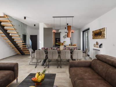 Villa Villa de la Vie with Heated Swimming Pool - Features photo 40