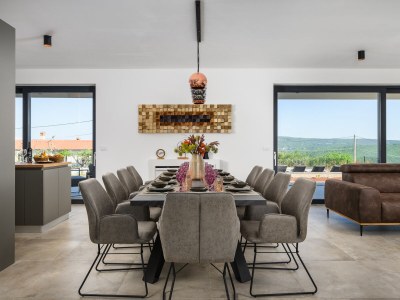 Villa Villa de la Vie with Heated Swimming Pool - Features photo 42