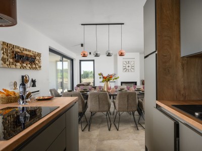 Villa Villa de la Vie with Heated Swimming Pool - Features photo 45