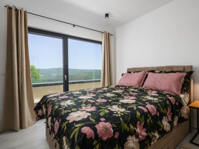 Villa Villa de la Vie with Heated Swimming Pool - Features photo 77