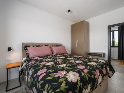 Villa Villa de la Vie with Heated Swimming Pool - Features photo 78