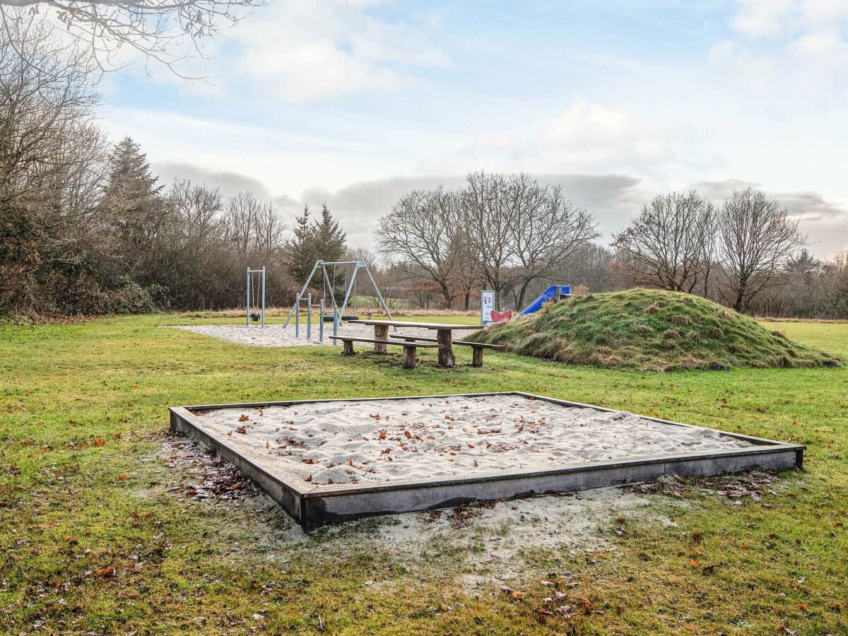 Holiday house 4 person holiday home in Hovborg-By Traum - Outdoor photo 2