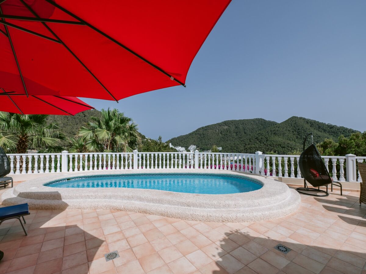 Villa Villa in Cala Llonga near Beach & Ferry Port - Outdoor photo 4
