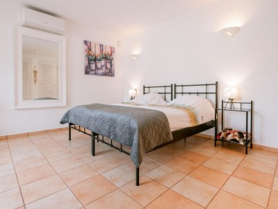 Villa Villa in Cala Llonga near Beach & Ferry Port - Features photo 27