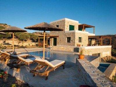 Villa Tris Thalasses in Pitsidia - Villa