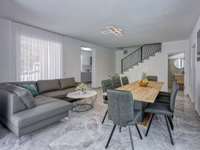 Villa Villa IN with Private Pool - Features photo 16