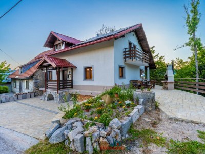 Holiday house Mountain Escape with Indoor Pool in Fužine - Holiday house