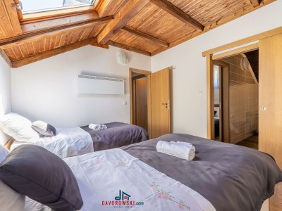 Holiday house Mountain Escape with Indoor Pool - Features photo 31