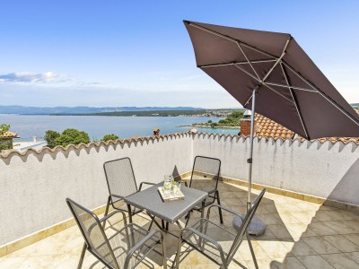 Holiday apartment Milčetić 2 in Vantačići - Holiday apartment