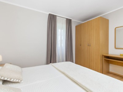 Holiday apartment Milčetić 2 - Features photo 11