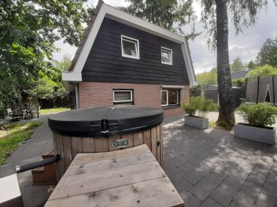 Holiday house Holiday Home in Voorthuizen with Hot Tub - Outdoor photo 37