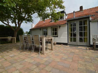 Holiday house Holiday Home in Nieuwvliet near Beach - Outdoor photo 5