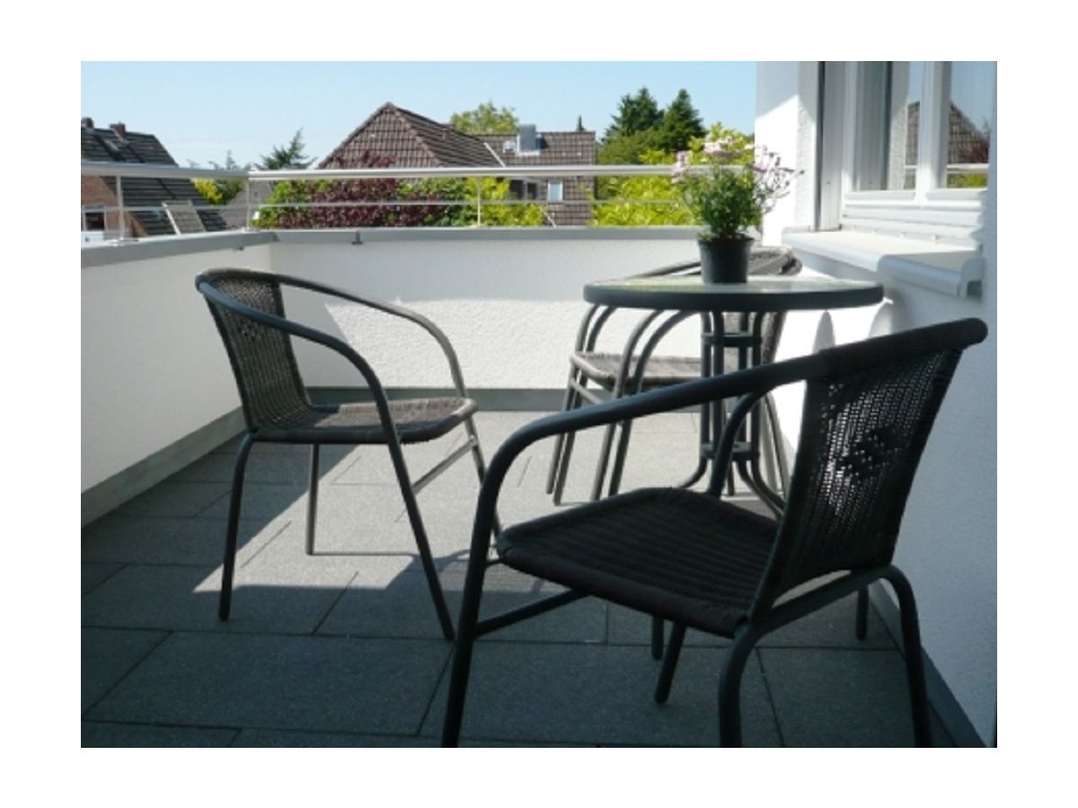 Apartment Suite - Outdoor photo 2