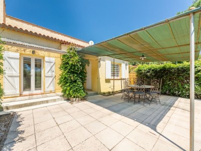 Holiday house House near Pampelonne beach with garden - Outdoor photo 2