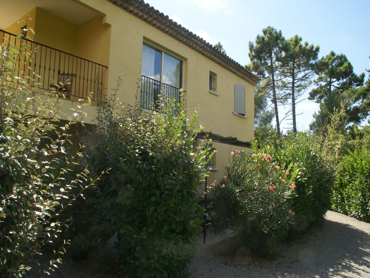 Apartment Apartment in Montauroux by Lake Cassien - Outdoor photo 3