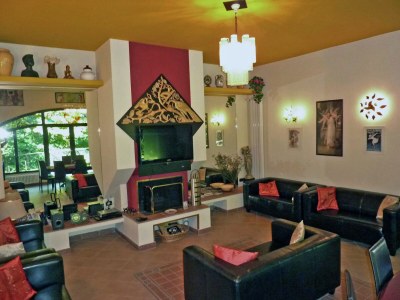 Villa Villa in Pistoia with Pool and Mountain Views - Features photo 14