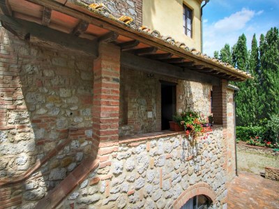 Apartment Sunny Apartment with Pool - Outdoor photo 10