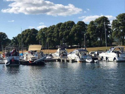 Holiday park Romantic Boathouse Getaway in Lathum - Environment photo 16