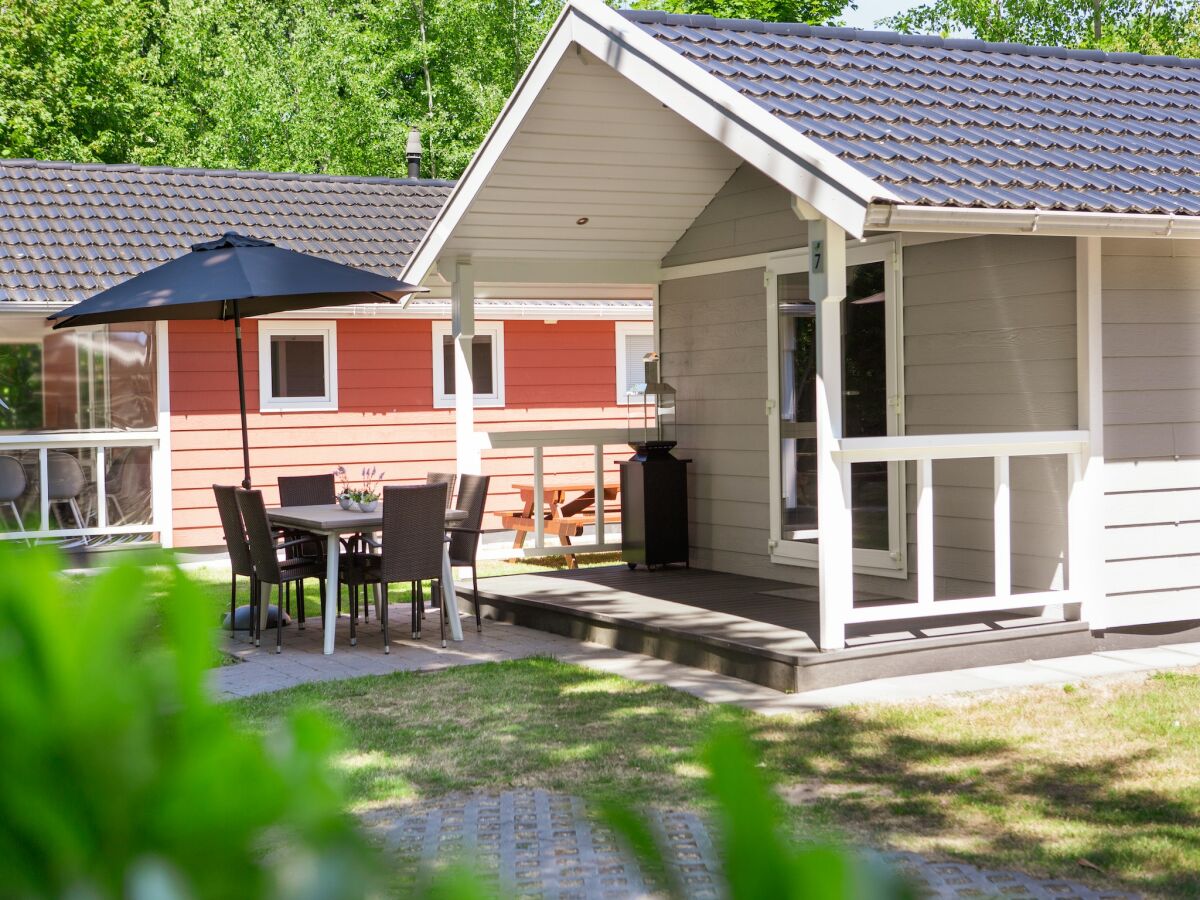 Holiday park Apartment in Eindhoven near City Center - Outdoor photo 4