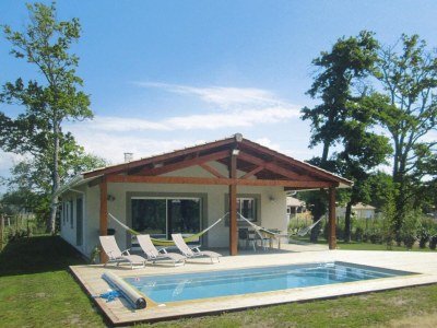 Holiday house Ferienhaus mit Pool in Gironde - Holiday house