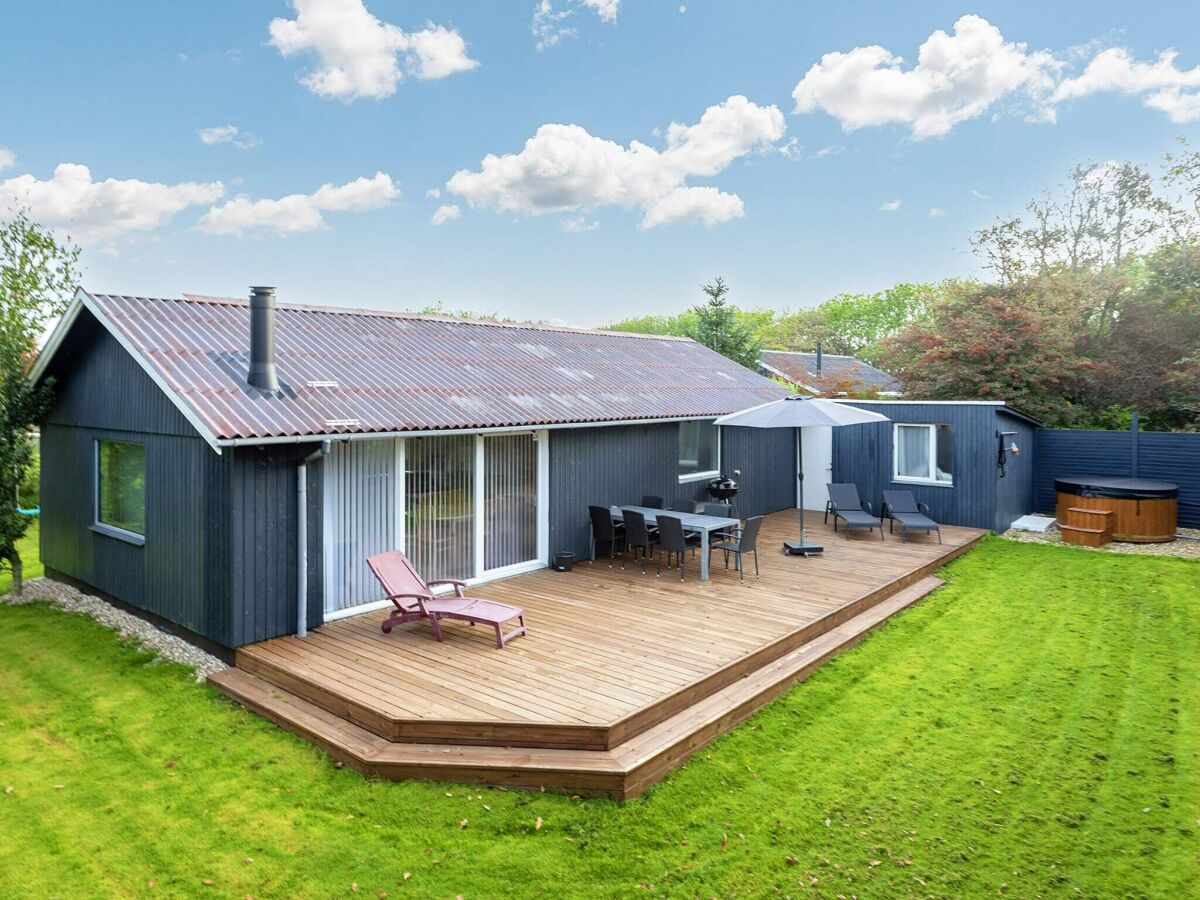 Holiday house 7 person holiday home in Vestervig-By Traum