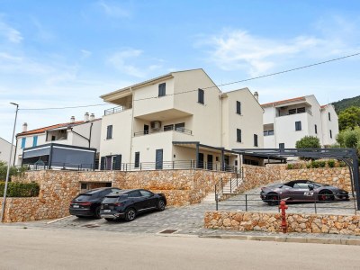 Apartment Crepsa Paradise with Jacuzzi - Couple Getaway - Outdoor photo 12