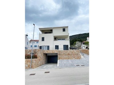 Apartment Crepsa Paradise with Jacuzzi - Couple Getaway - Environment photo 26