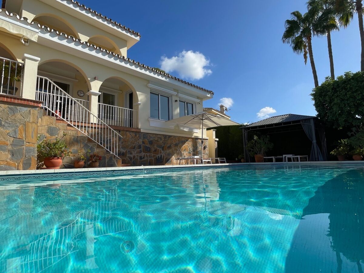 Villa In Elviria with a 180Â° sea view - Outdoor photo 4