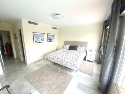 Villa In Elviria with a 180Â° sea view - Features photo 24