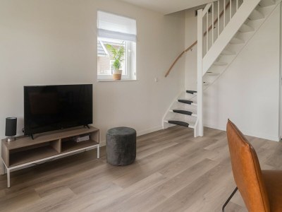 Holiday house Lakeview villa with swimming and fishing pier - Features photo 28