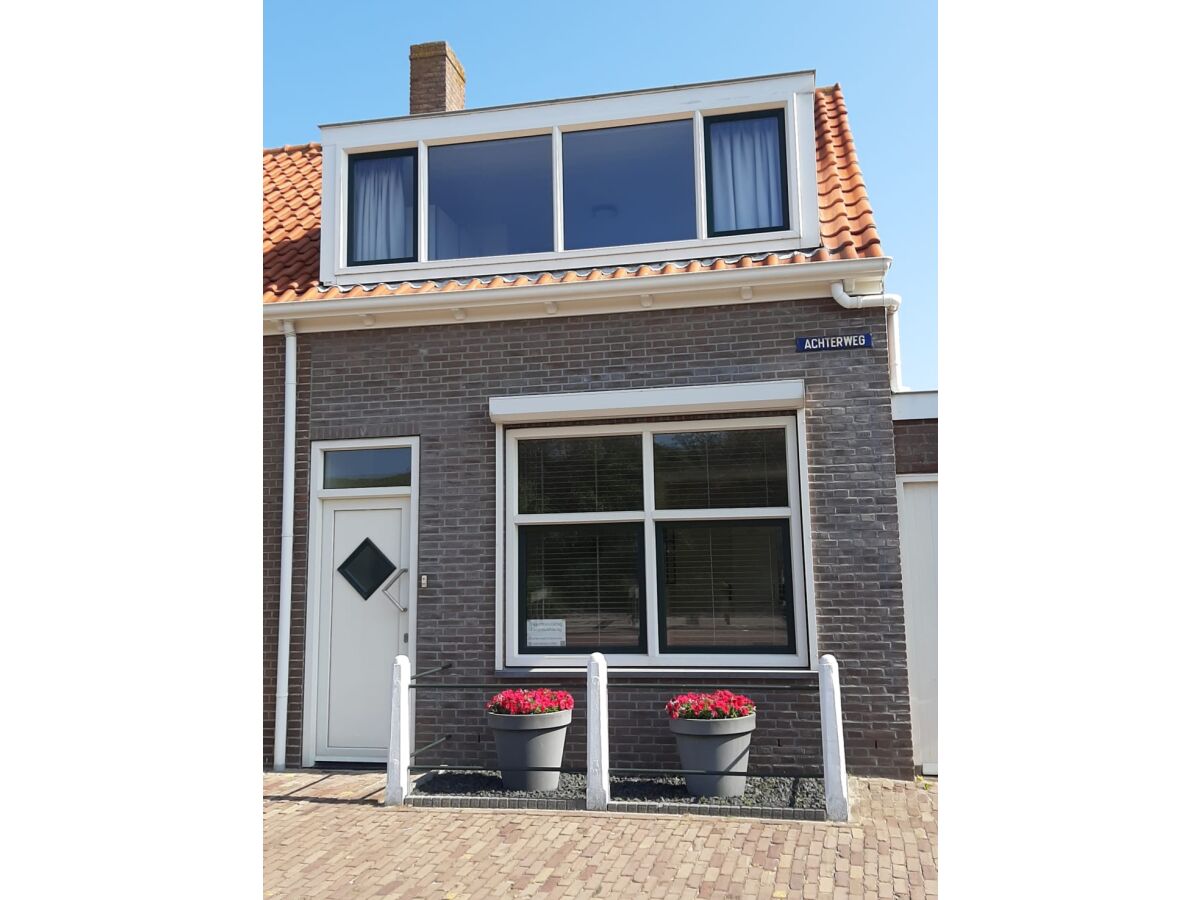 Holiday apartment Achterweg