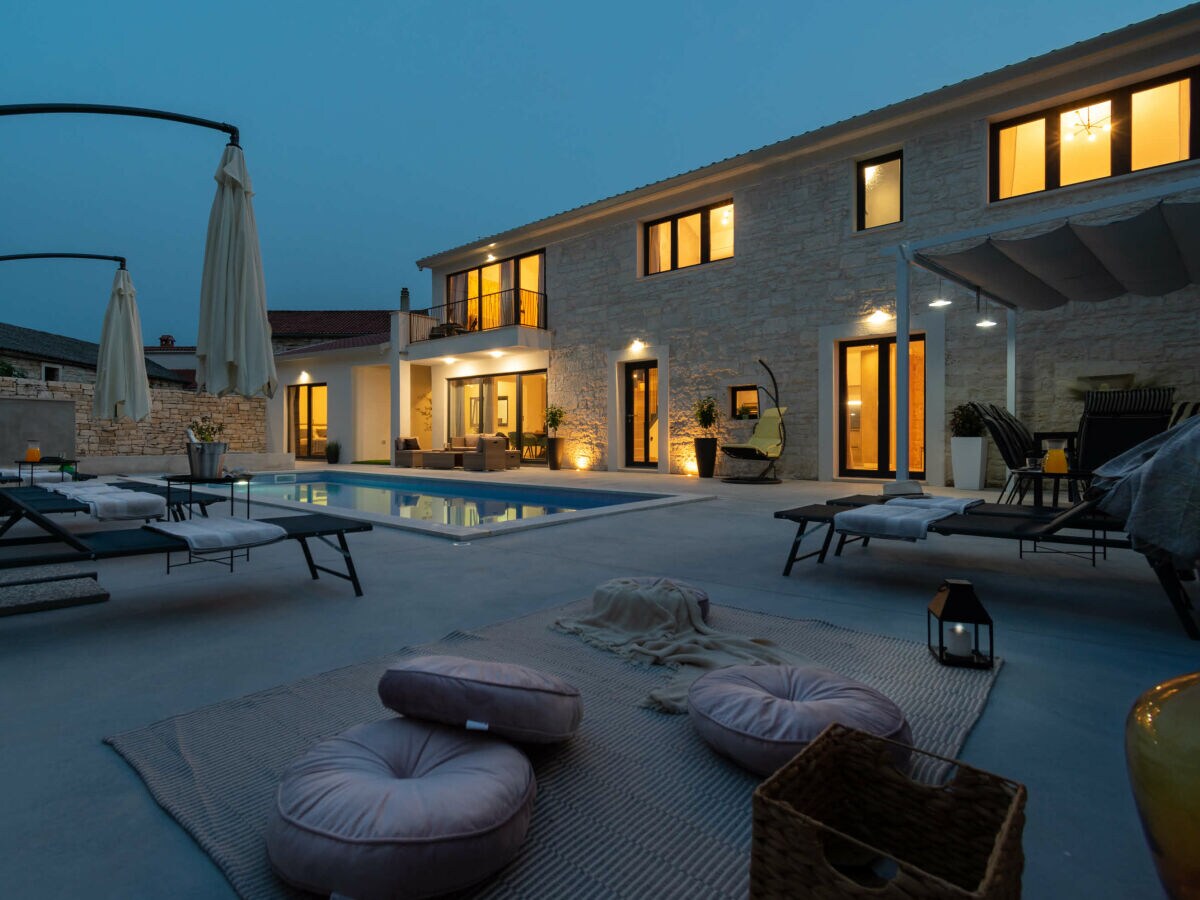 Villa Villa Simone - Designer/ Modern & Heritage Mix - Outdoor photo 4