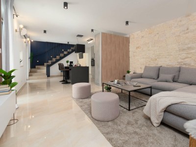 Villa Villa Simone - Designer/ Modern & Heritage Mix - Features photo 21