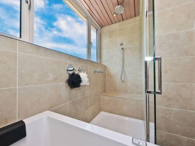 Holiday house Charakteristisches Landhaus mit Wellness - Features photo 26