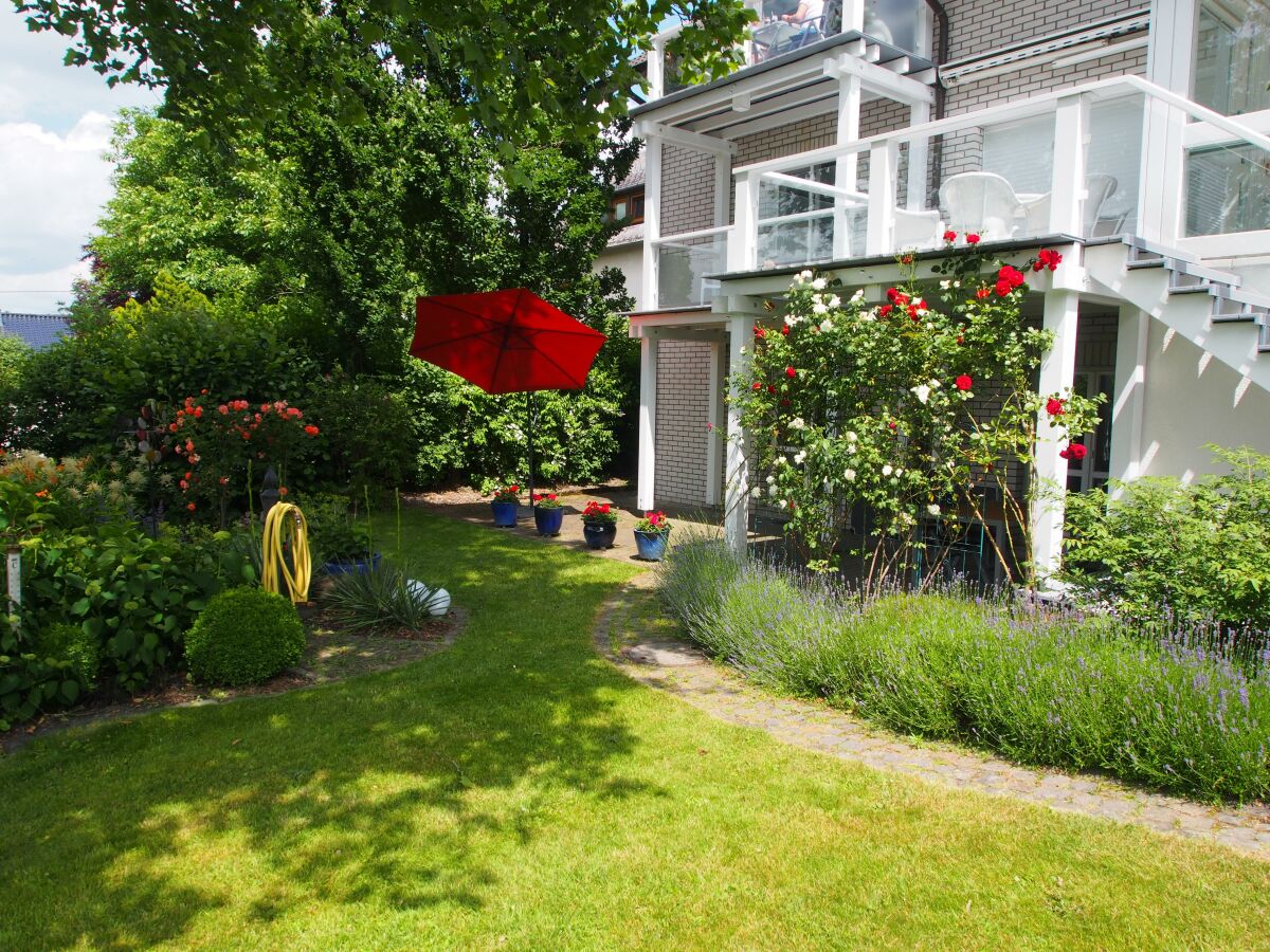 Apartment Ruhig gelegene Ferienwohnung mit Terrasse