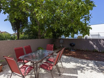 Holiday house Marijeta near beach - Outdoor photo 5