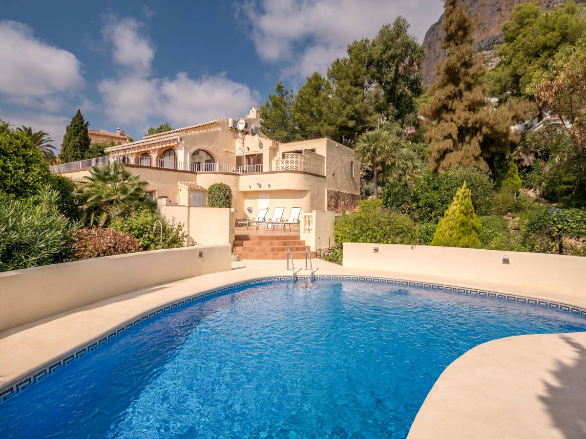 Villa Villa near Montgó with Pool and Beach - Outdoor photo 2