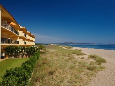 Apartment Apartment in the first line on the beach with sea view - Pals Beach(313-DUNES) - Outdoor photo 2