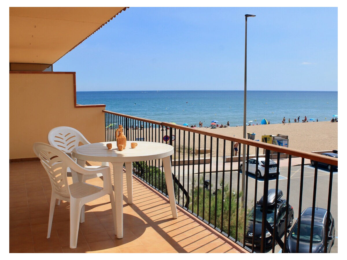Apartment first line beach apartment sea view beach of pals (321-DUNES)
