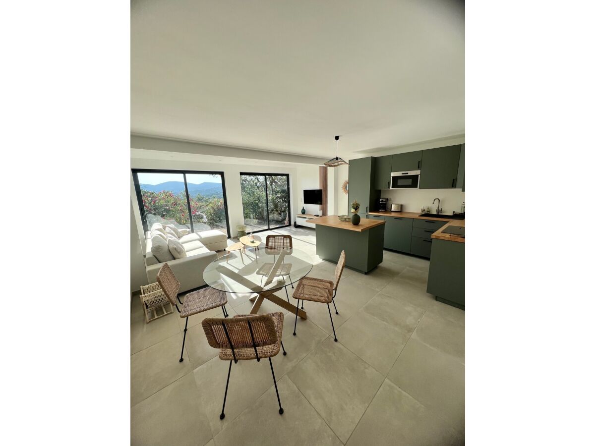 Holiday house Gigaro-184 Lauriers - Features photo 5